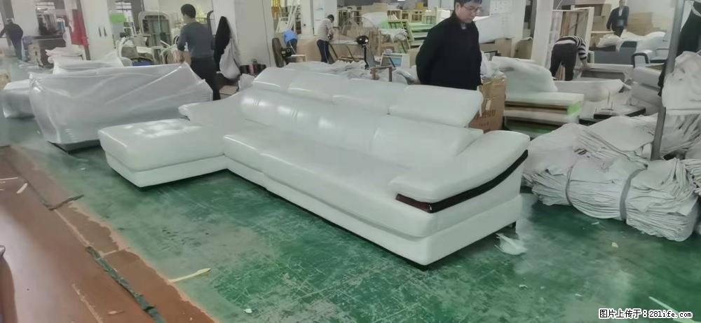 【大厂仿真皮沙发】实木框架，高回弹海绵45密度。全新包装，质量非常好，3.6米右贵妃 - 各类家具 - 居家生活 - 延边分类信息 - 延边28生活网 yanbian.28life.com